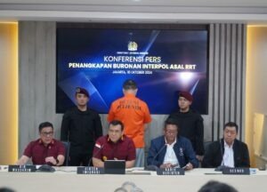 Yusril Tegaskan Penangkapan Buron Interpol Ikuti Mekanisme Hukum Internasional - RakyatMerdeka.net
