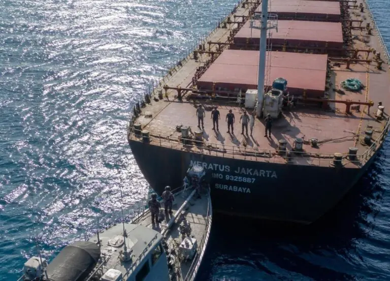 TNI AL Gagalkan Penyelundupan 75,7 Ton Pasir Timah - RakyatMerdeka.net