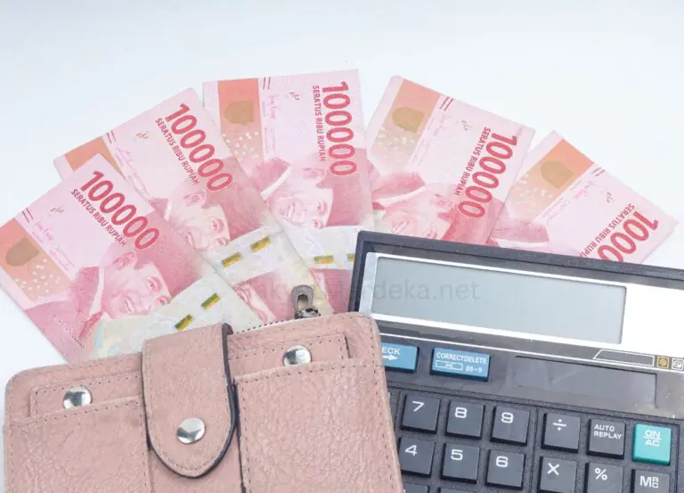 Rupiah Menguat Dipicu Sinyal Dovish Pejabat The Fed - RakyatMerdeka.net